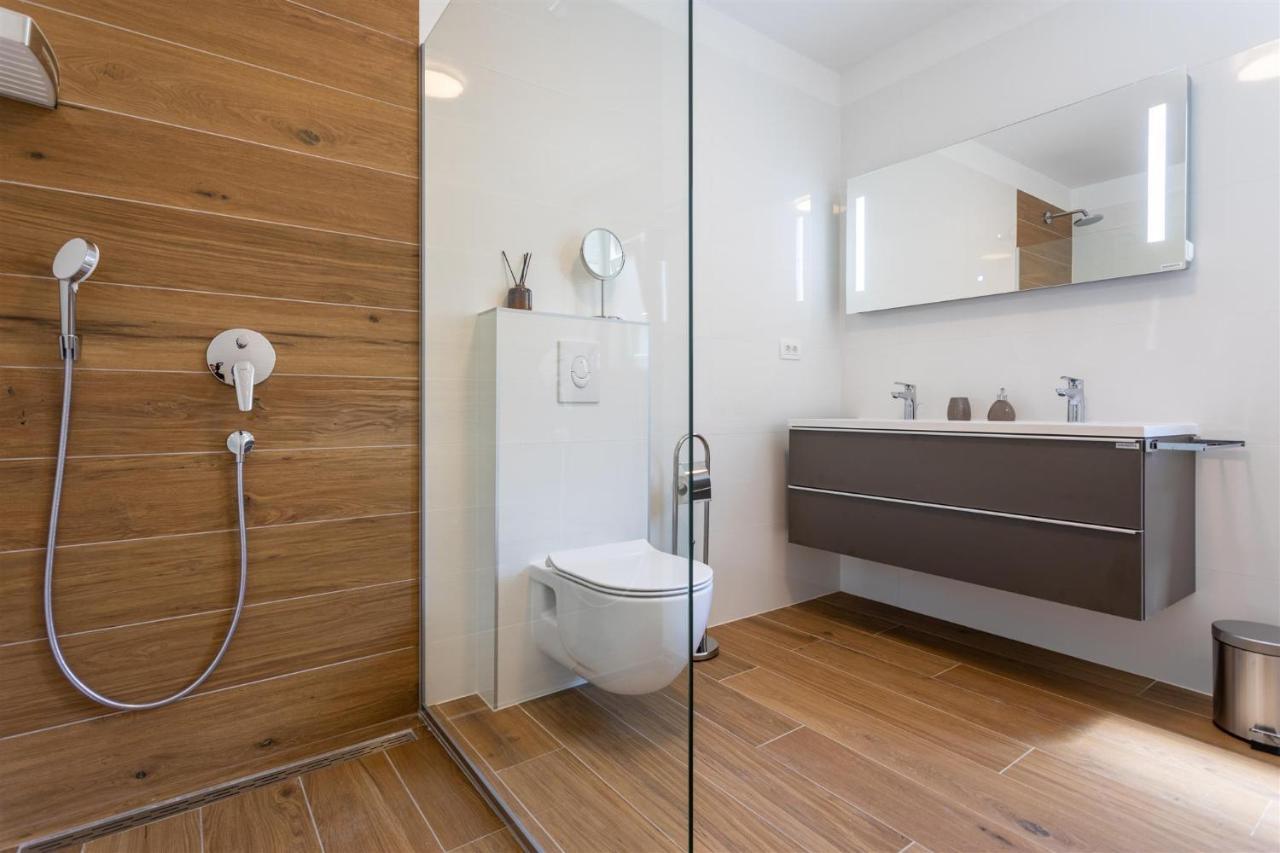Villa Manhattan Dobrinj Luaran gambar