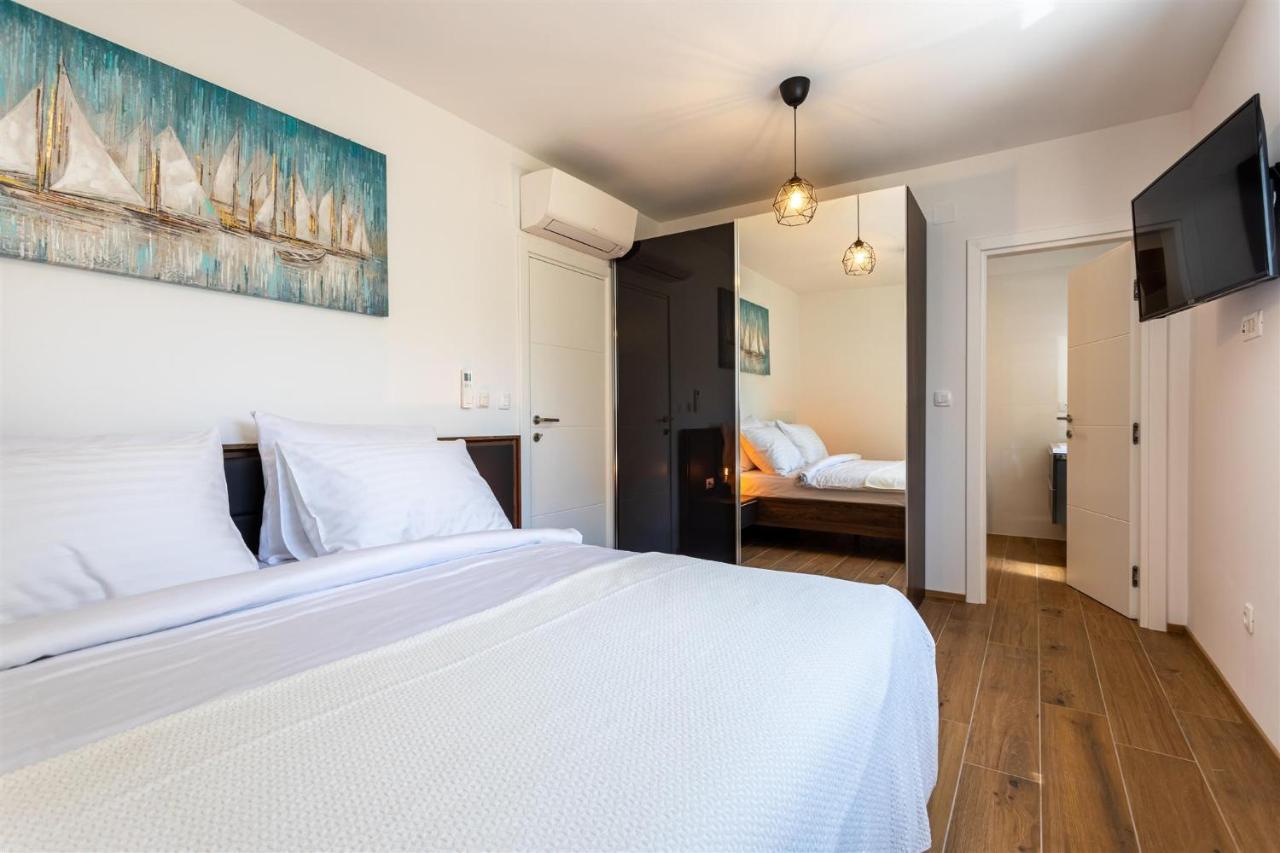 Villa Manhattan Dobrinj Luaran gambar