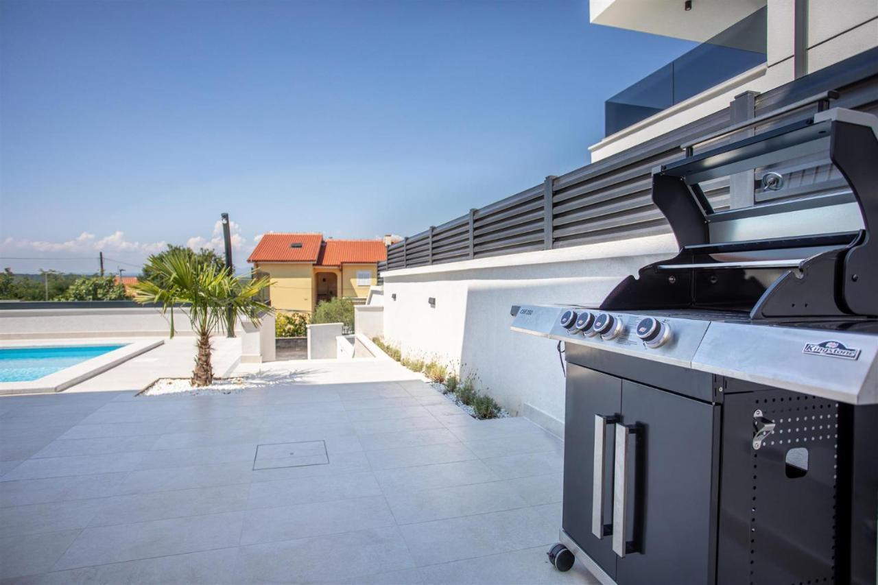 Villa Manhattan Dobrinj Luaran gambar