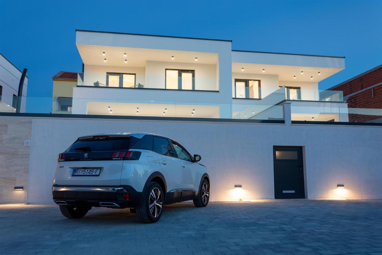 Villa Manhattan Dobrinj Luaran gambar